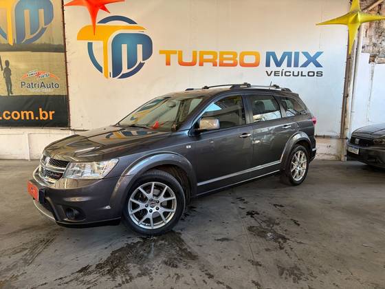 DODGE JOURNEY 3.6 RT V6 GASOLINA 4P AUTOMÁTICO DODGE JOURNEY 3.6 RT V6 GASOLINA 4P AUTOMÁTICO
